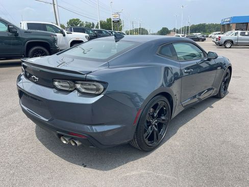 Used 2021 Chevrolet Camaro LT w/ RS Package image 5
