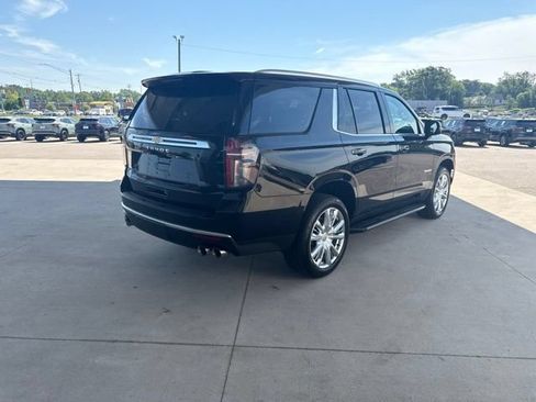 Used 2024 Chevrolet Tahoe High Country AWD/4WD image 4