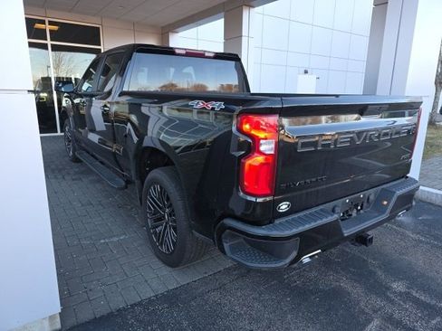 Used 2022 Chevrolet Silverado 1500 RST w/ LPO, Dark Essentials Package image 2