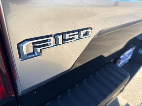 Used 2018 Ford F150 Platinum w/ Equipment Group 701A Luxury image 6