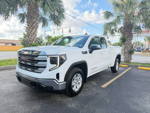 Used 2023 GMC Sierra 1500 SLE RWD image 2