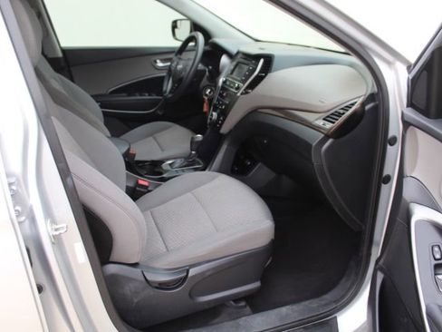 Used 2018 Hyundai Santa Fe Sport image 36