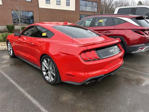 Used 2022 Ford Mustang GT Premium image 5