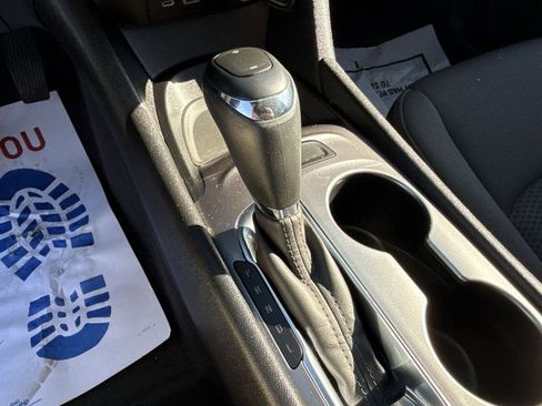 Certified 2020 Chevrolet Malibu LS image 19