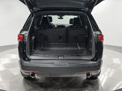 Used 2023 Chevrolet Traverse RS AWD/4WD image 6