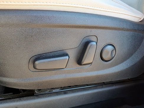 Used 2022 Kia Telluride EX image 5