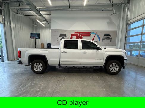 Used 2018 GMC Sierra 1500 SLE w/ SLE Fleet Preferred Package AWD/4WD image 2