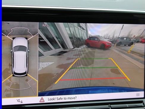 Used 2024 Volkswagen Atlas Cross Sport SEL Premium R-Line image 39