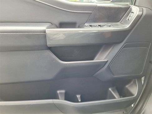 Used 2022 Ford F150 XLT w/ Equipment Group 302A High image 15