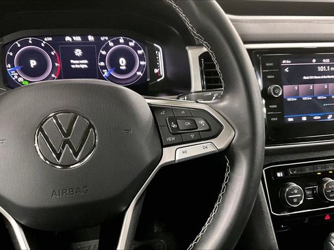 Used 2022 Volkswagen Atlas SE image 47