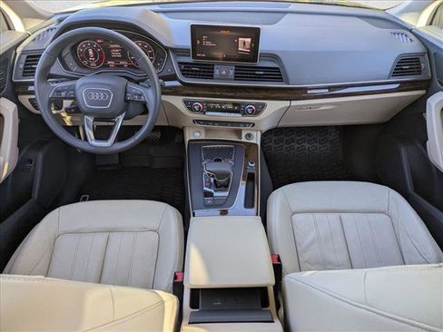 Used 2018 Audi Q5 2.0T Premium Plus w/ Premium Plus Package image 19