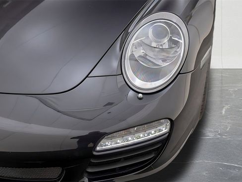 Used 2009 Porsche 911 Carrera S image 10