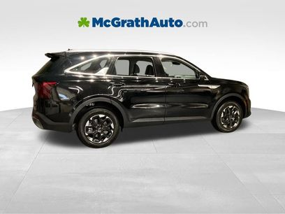 New 2026 Kia Sorento S w/ S Panoramic Sunroof Package