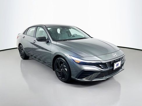 New 2026 Hyundai Elantra Sport FWD image 3