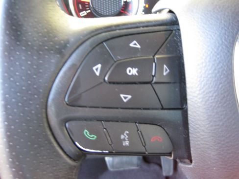 Used 2017 Dodge Challenger SXT image 16