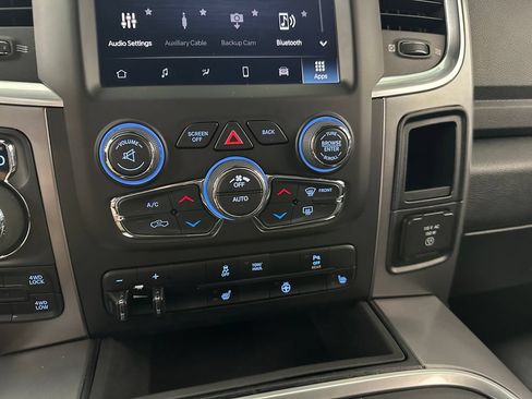 Used 2024 RAM 1500 Warlock w/ Trailer & Traction Group AWD/4WD image 31