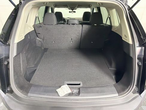 Used 2023 Nissan Rogue S AWD/4WD image 27