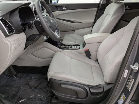Used 2019 Hyundai Tucson SE image 13