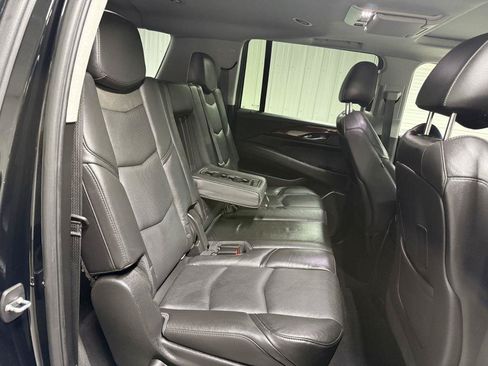 Used 2018 Cadillac Escalade ESV Premium Luxury AWD/4WD image 45