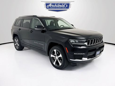 Used 2023 Jeep Grand Cherokee L Limited AWD/4WD image 1