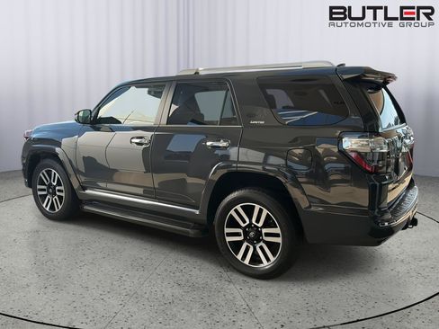 Used 2024 Toyota 4Runner Limited AWD/4WD image 7
