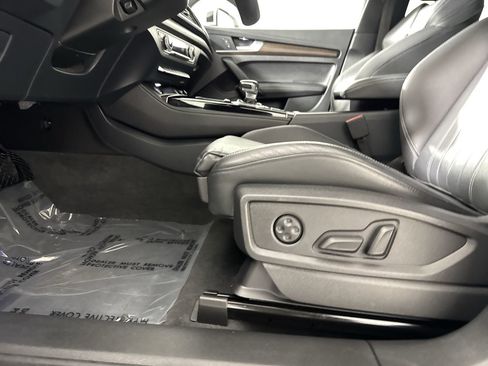 Used 2023 Audi Q5 2.0T Premium Plus w/ Premium Plus Package image 28