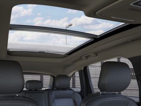 New 2026 Lincoln Nautilus Reserve AWD/4WD image 22