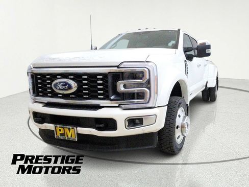 Used 2026 Ford F450 Platinum w/ Platinum Plus Package AWD/4WD image 3