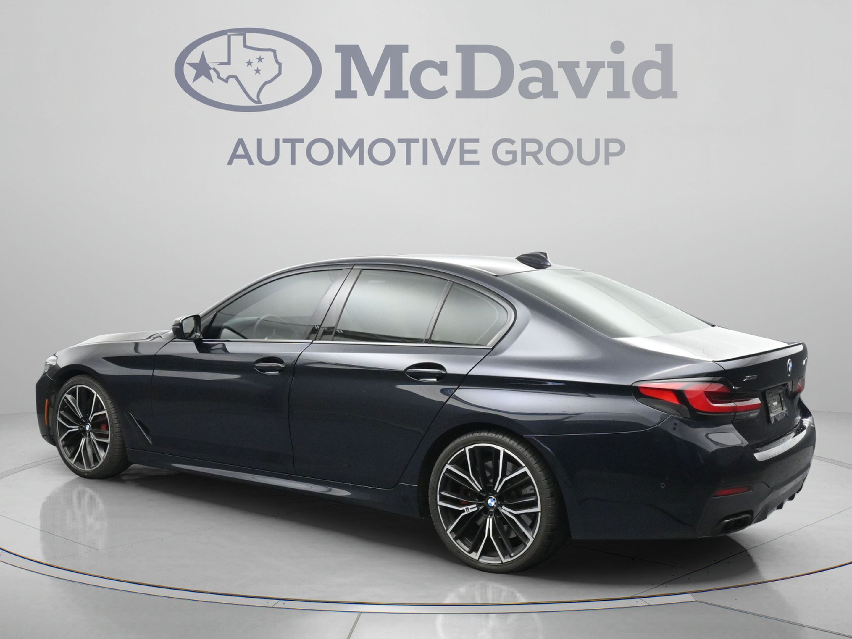 Used 2022 BMW M550i xDrive w/ Dynamic Handling Package AWD/4WD image 6