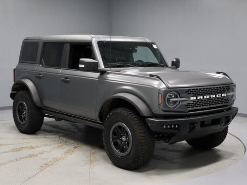 Certified 2022 Ford Bronco Badlands AWD/4WD image 1