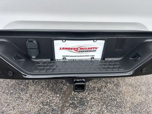 New 2026 Chevrolet Colorado Z71 w/ LPO, Hood Decal Package image 29