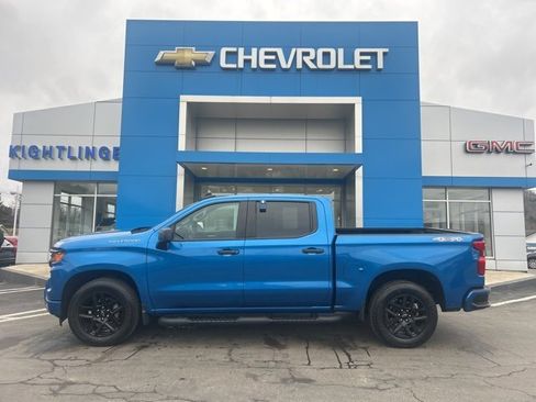 Used 2023 Chevrolet Silverado 1500 Custom image 4