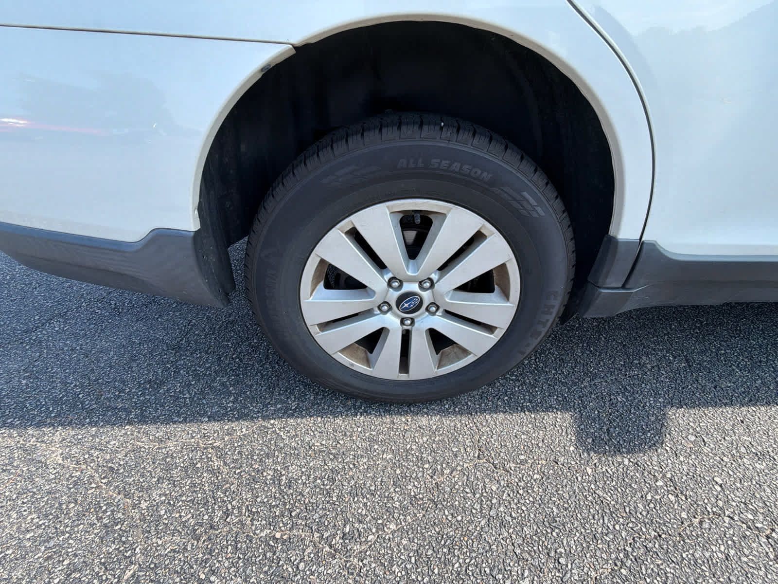 Used 2015 Subaru Outback 2.5i Premium AWD/4WD image 23
