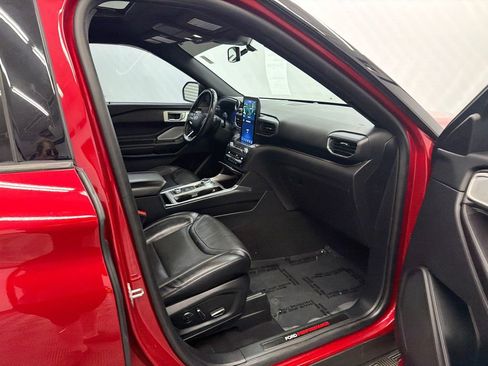 Used 2020 Ford Explorer ST w/ ST Street Pack AWD/4WD image 15