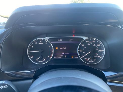 Used 2022 Nissan Pathfinder SL image 18