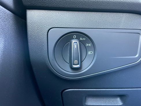 Used 2024 Volkswagen Tiguan Wolfsburg Edition image 47