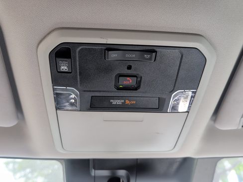 Certified 2022 Toyota Tundra SR5 w/ Convenience Package RWD image 39