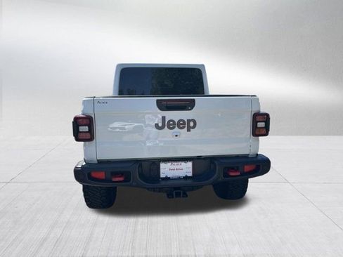 Used 2021 Jeep Gladiator Rubicon AWD/4WD image 7