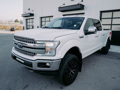 Used 2018 Ford F150 Lariat w/ Equipment Group 502A Luxury image 7