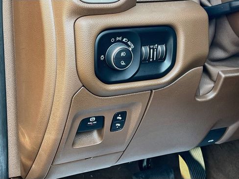 Certified 2021 RAM 1500 Laramie AWD/4WD image 10