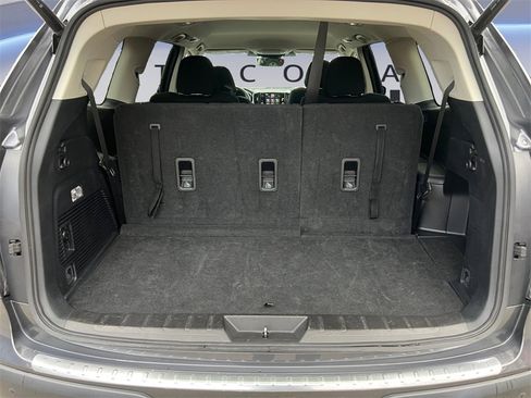 Certified 2024 Subaru Ascent Premium w/ Convenience Package image 19