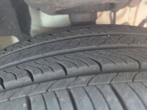 Used 2024 Toyota Camry SE image 17