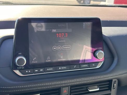 Used 2021 Nissan Rogue S image 20