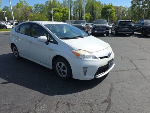 Used 2013 Toyota Prius Four image 4
