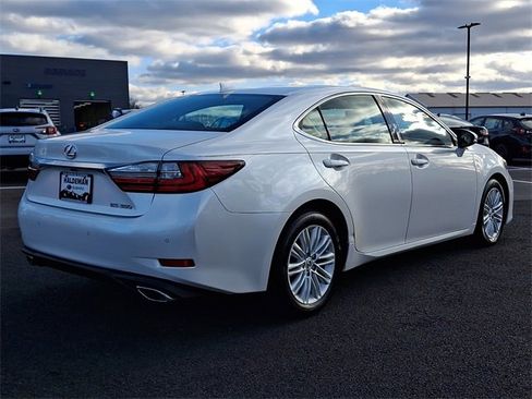 Used 2017 Lexus ES 350 image 7