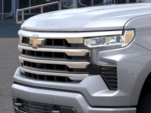 New 2025 Chevrolet Silverado 1500 High Country w/ High Country Premium Package image 13