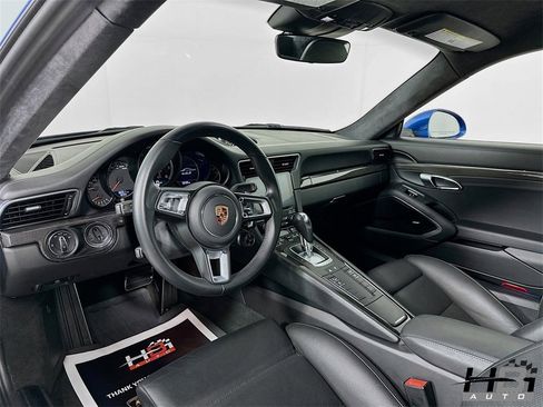 Used 2018 Porsche 911 Turbo S image 10