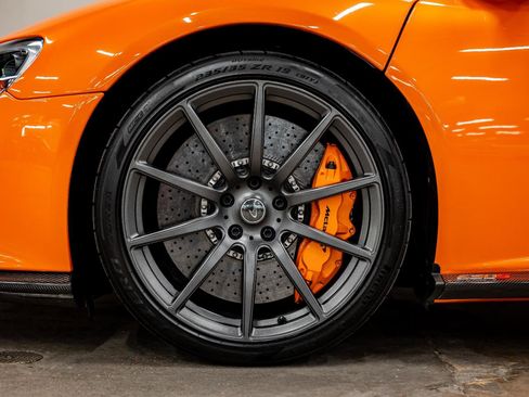 Used 2015 McLaren 650S Spider image 24