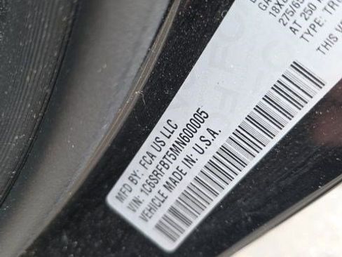 Used 2021 RAM 1500 Big Horn image 10