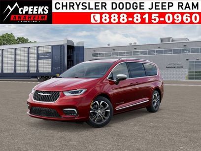 New 2026 Chrysler Pacifica Pinnacle